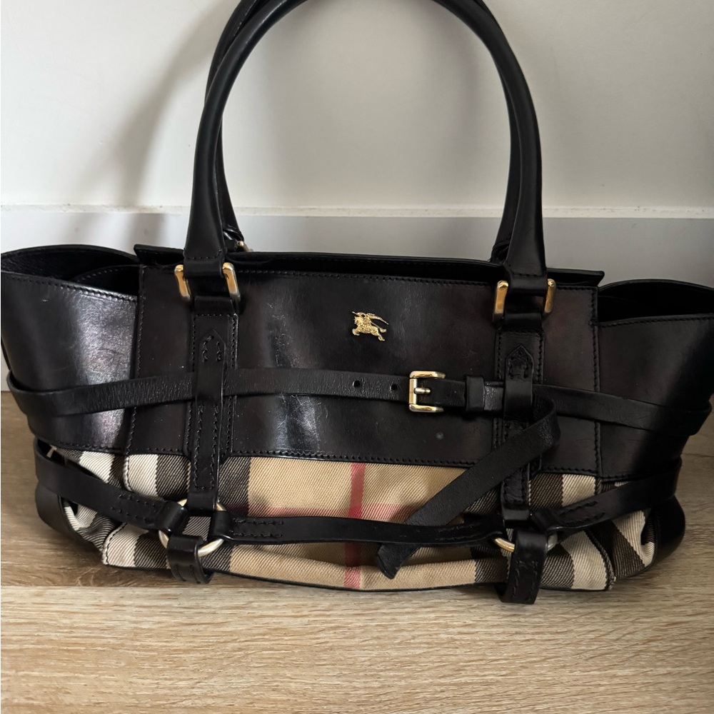 Burberry Black and Tan Leather Handbag